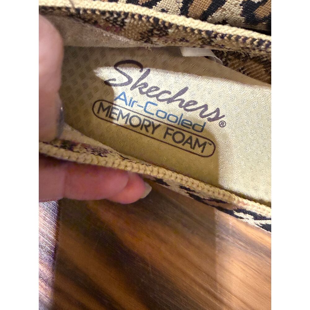 Skechers Air Colled Memory Foam Knit Ballet Flats Cheetah Print Size 8 - Picture 7 of 8